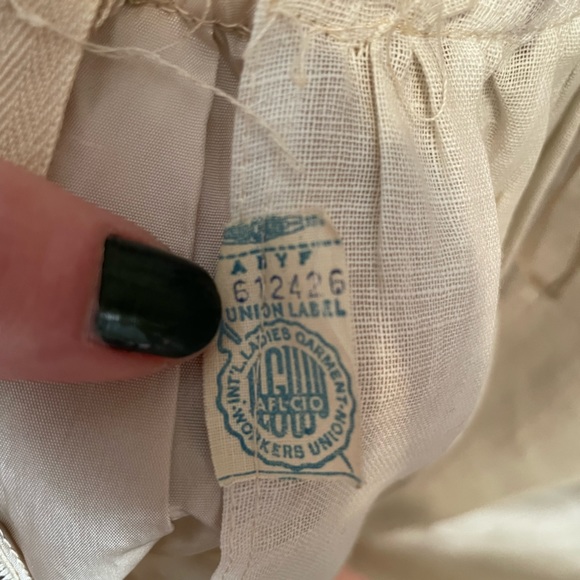 Vintage Harry Keiser cream wedding dress worn velvet chartreuse waist ribbon - Picture 3 of 9